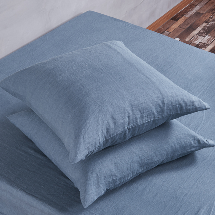 Housewife Linen Pillowcases French Blue (set of 2)