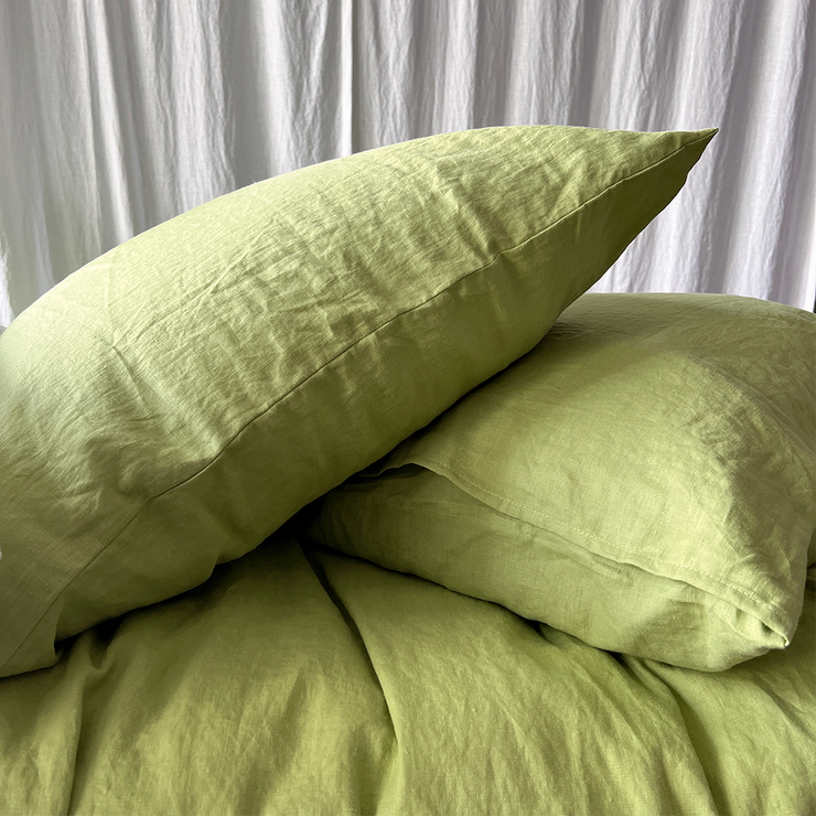 Closure Of Linen Housewife Pillowcases Green Tea - linenshed.au