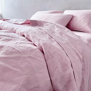 Side View Of Lavender Pink Linen Duvet Cover - linenshed