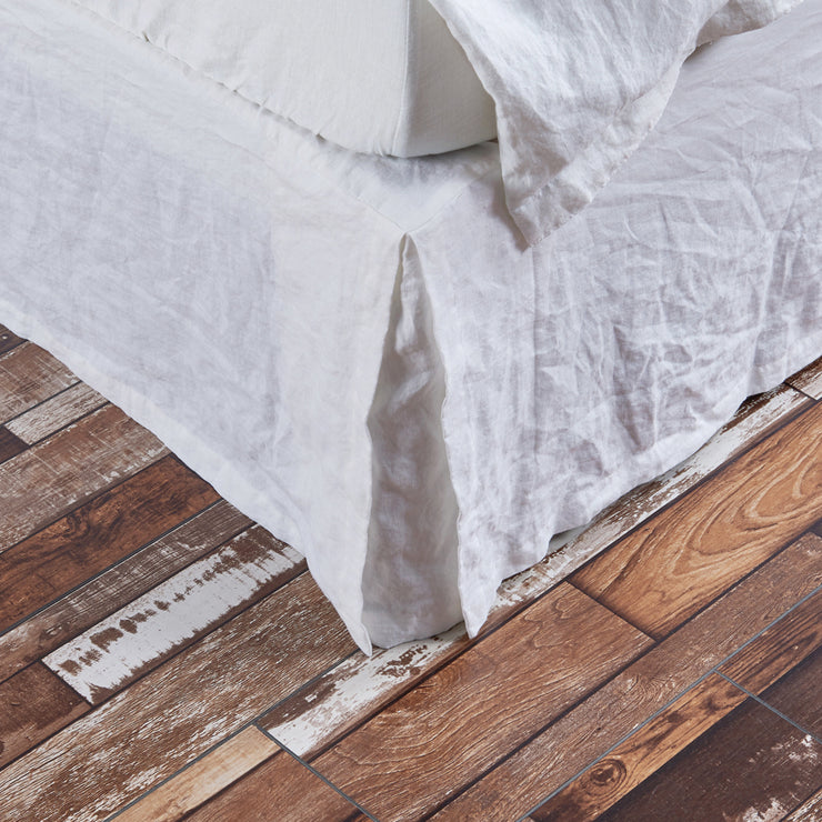 Split-Corner Linen Bed Valance